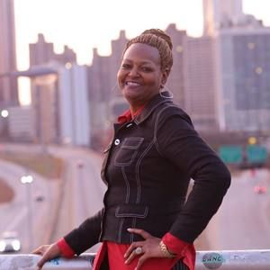 Meet your Posher, Linda